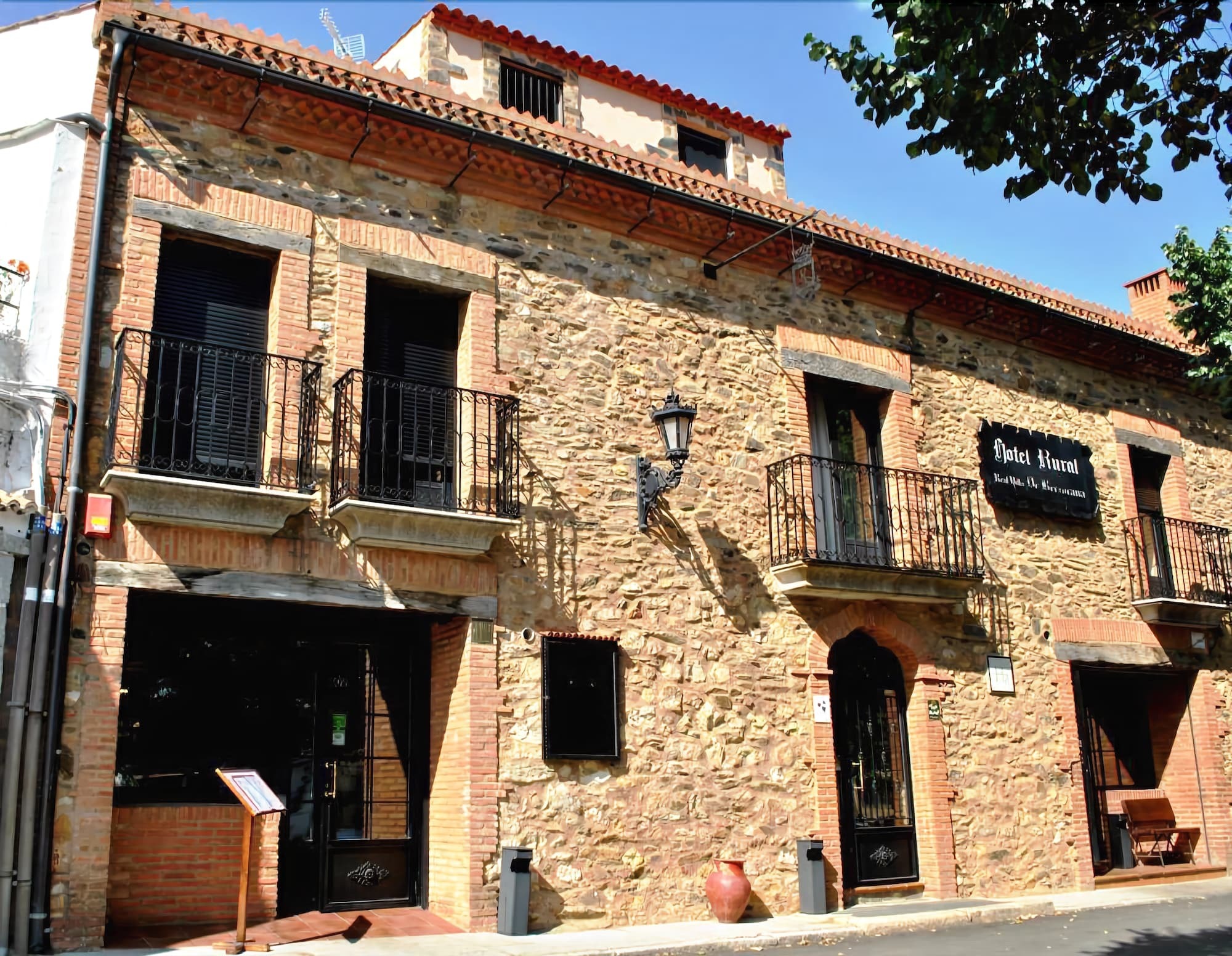 Hotel Villa De Berzocana Exterior foto